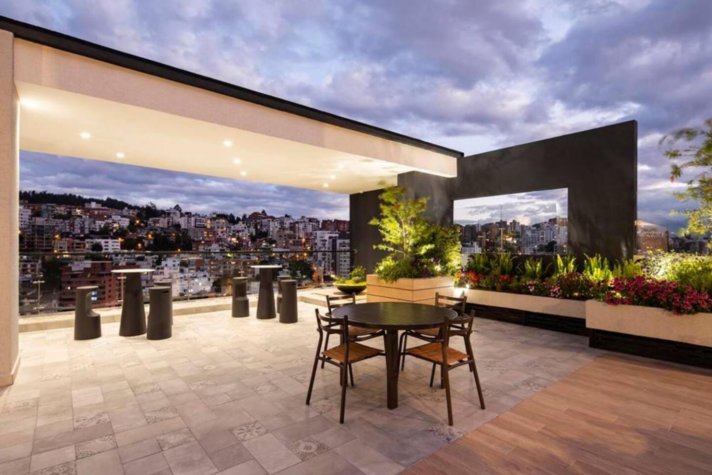 De Lujo Con Piscina Y Apartment *